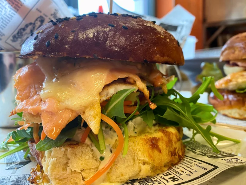 Burger-Spezialität im IBEX in Nauders am Reschenpass - ideal für jede Gelegenheit